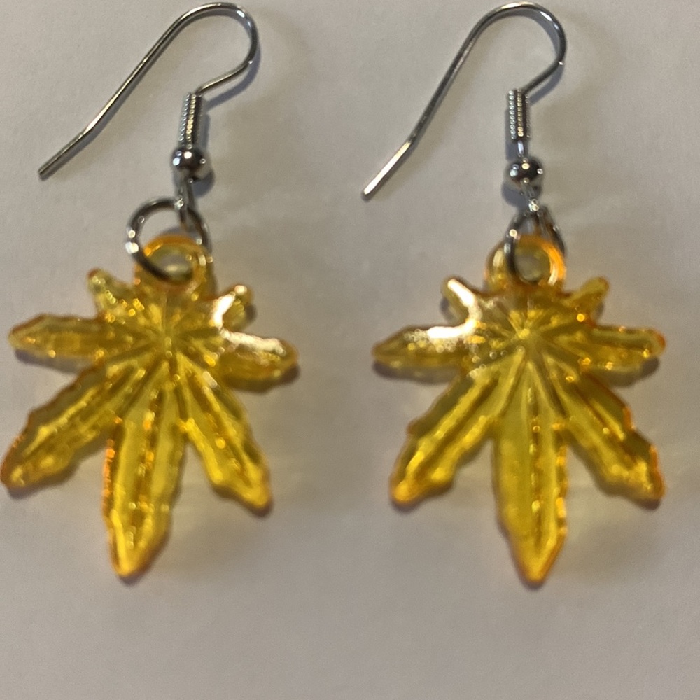 Weed leaf earrings - Picture 10 of 10